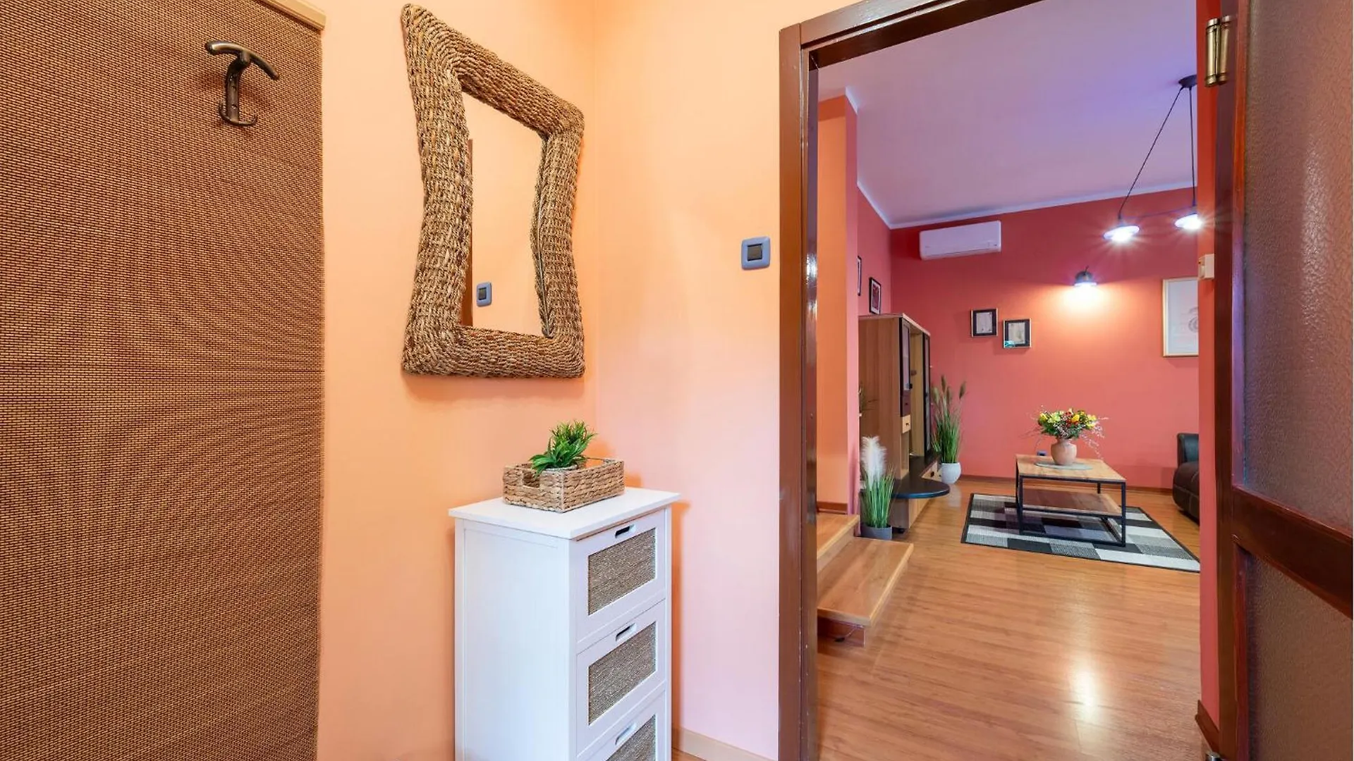 Lovely Home In Sisan With Wifi